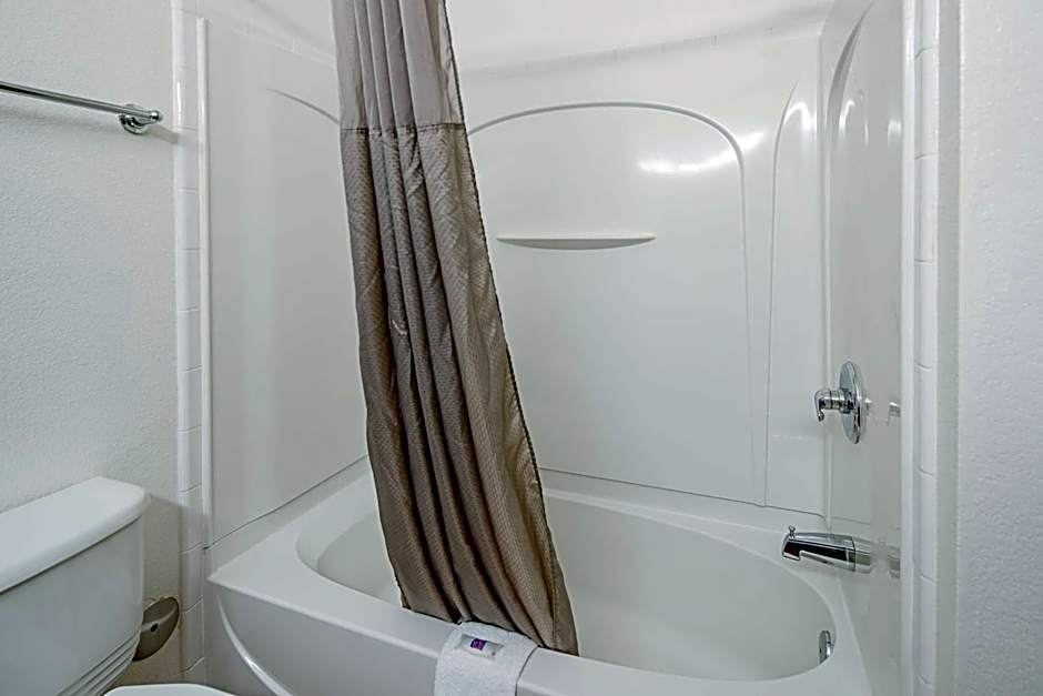 Motel 6-Anchorage, AK - Midtown