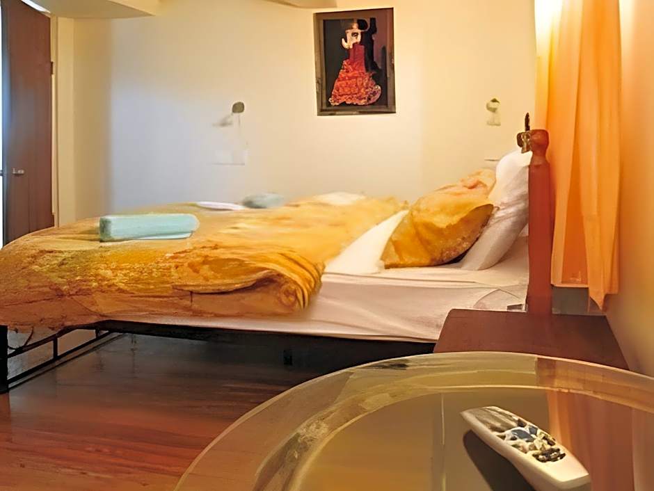 Akko Gate Hostel & Motel