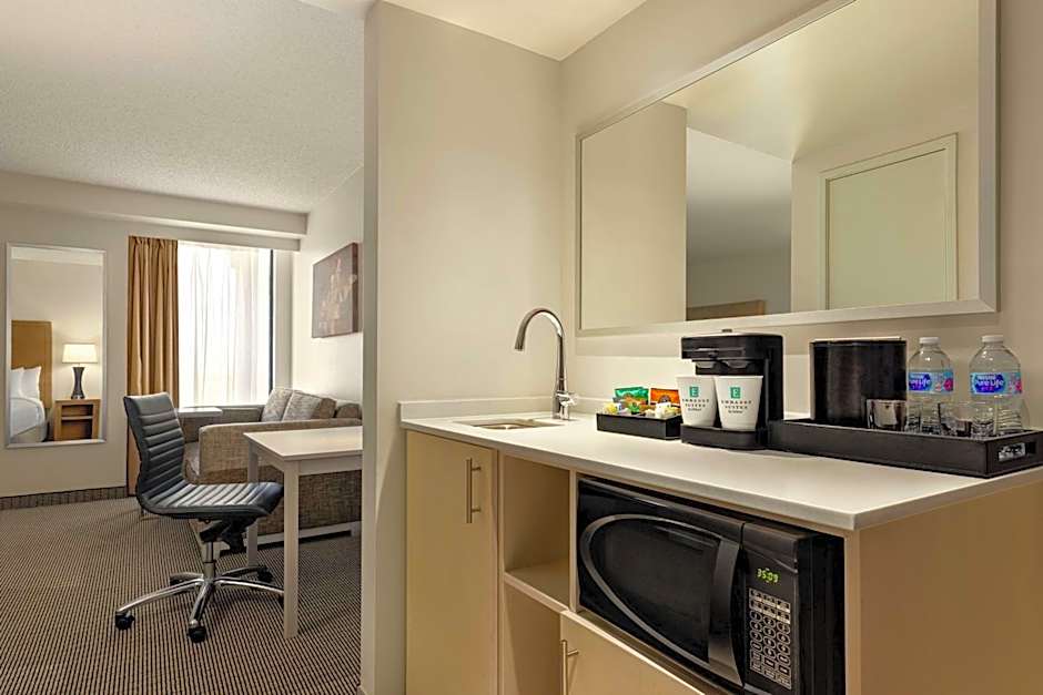 Embassy Suites By Hilton Hotel Denver - International Airport