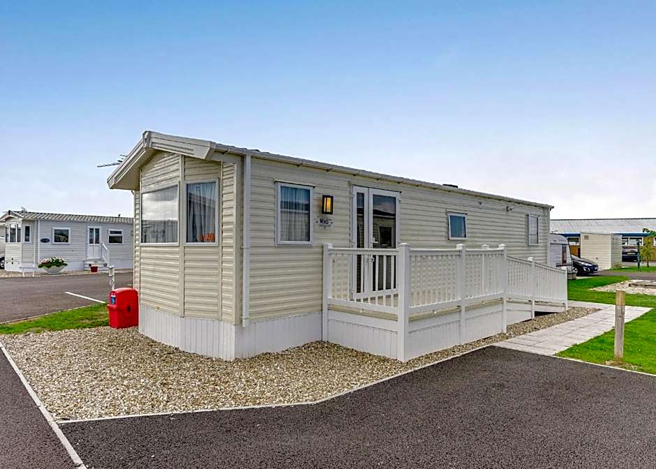 Riverside Holiday Village