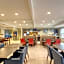 Holiday Inn Express Hotel & Suites Oshkosh - State Route 41 By IHG