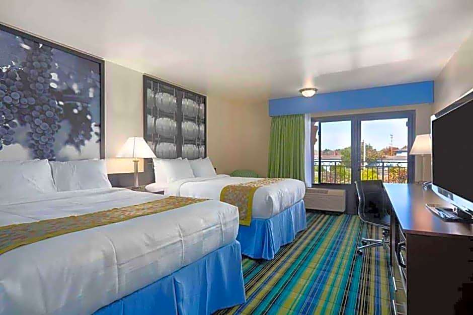 Super 8 by Wyndham Vallejo/Napa Valley
