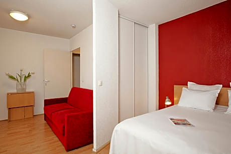 Séjours & Affaires Paris-Nanterre