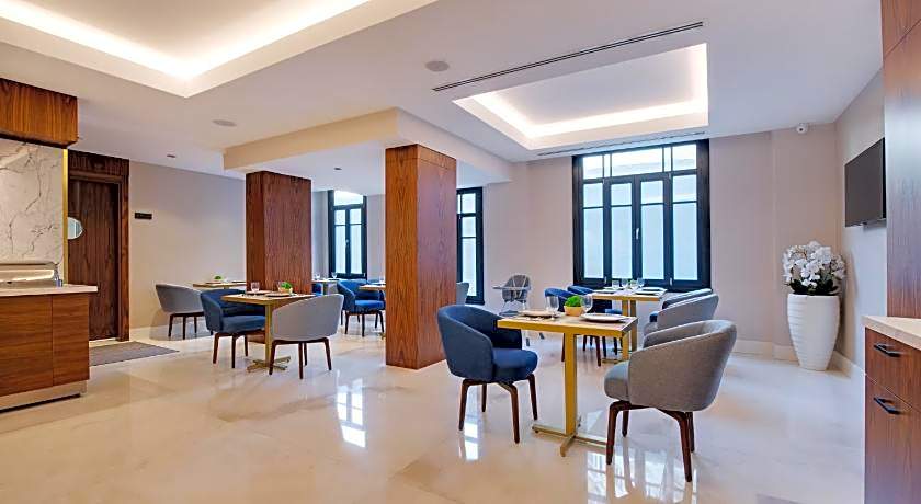 Gleam Collection Hotel