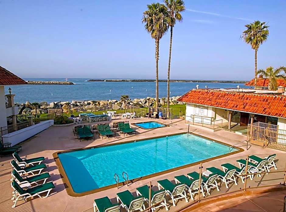 Oceanside Marina Suites