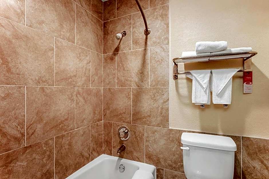 Econo Lodge Madison East