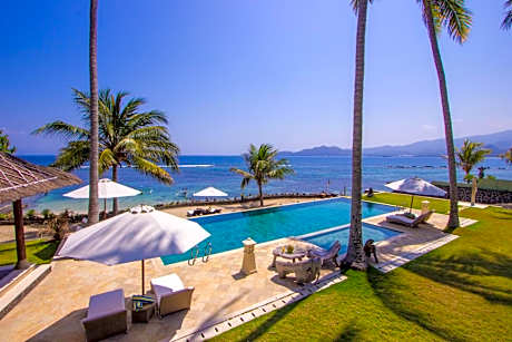 Oceanfront Citakara Sari Villas