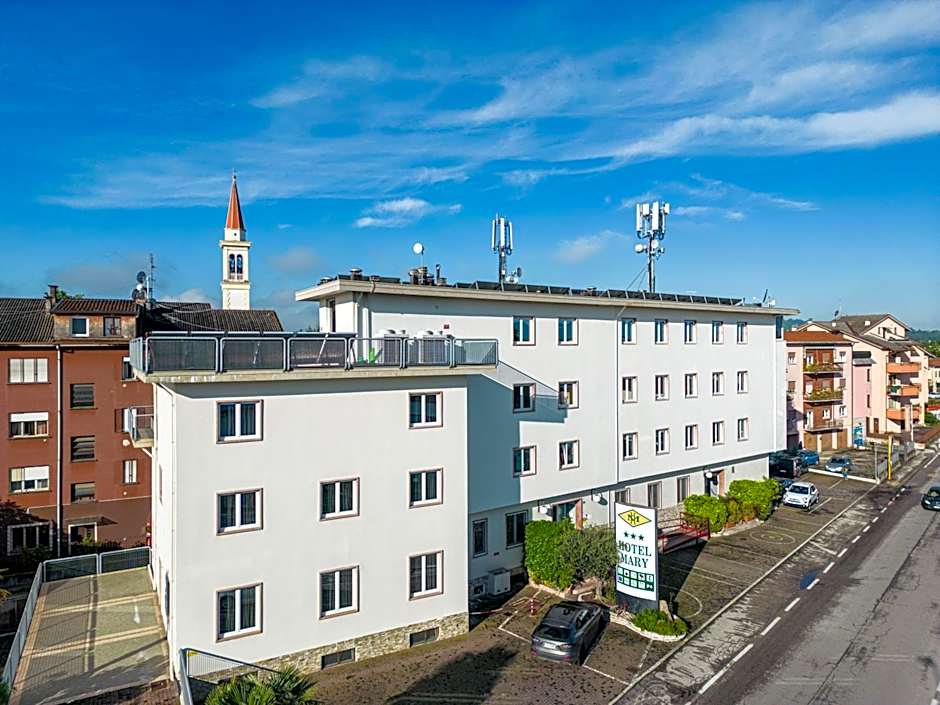 Hotel Mary