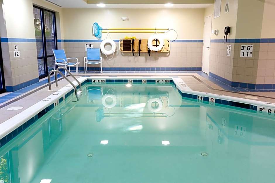 Holiday Inn Express Hotel & Suites West Chester By IHG