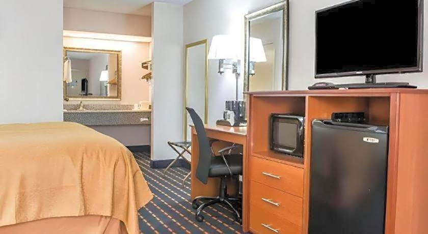 Quality Inn Marianna South