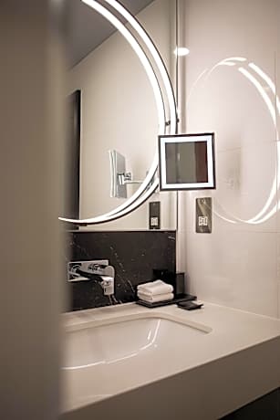 Room, 1 Queen Bed, Non Smoking, View