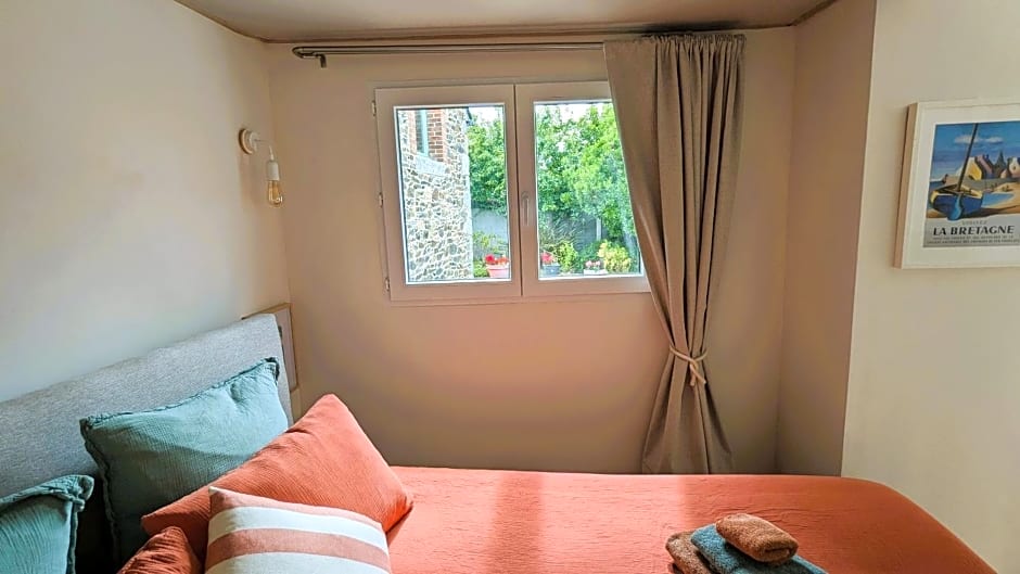 LA GUESTHOUSE - À deux pas du Sentier des Douaniers