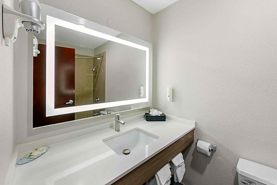 Quality Inn & Suites Sacramento Downtown Area