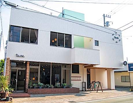 tu.ne.Hostel