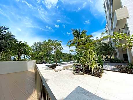 By The Sea Ground Floor with Pool Facing 3A