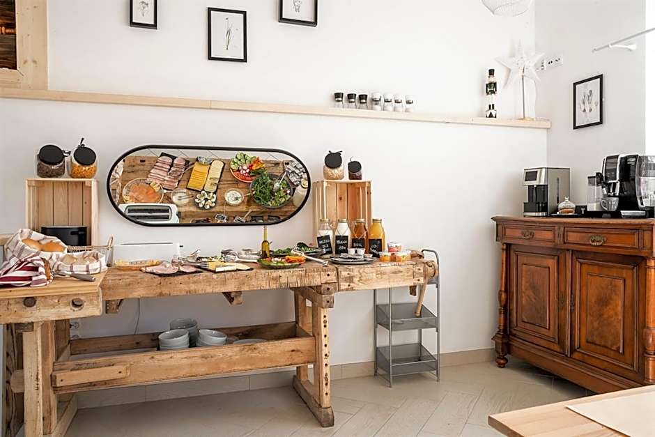 Villa Milimani - stuletnia, folk & butique, adults only
