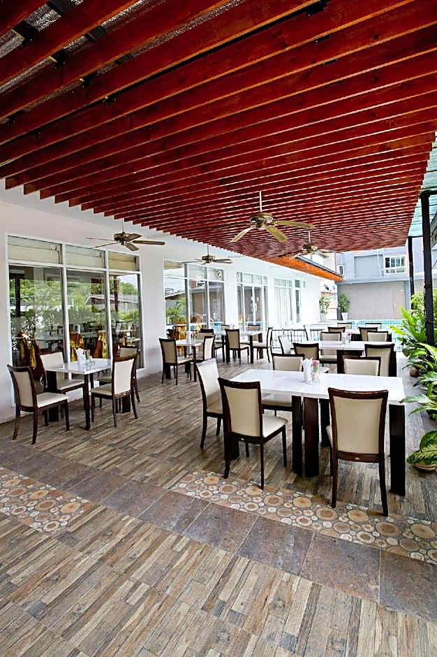 Sinsuvarn Airport Suite Hotel