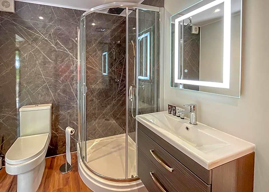 Woodland Lakes Boutique Lodges