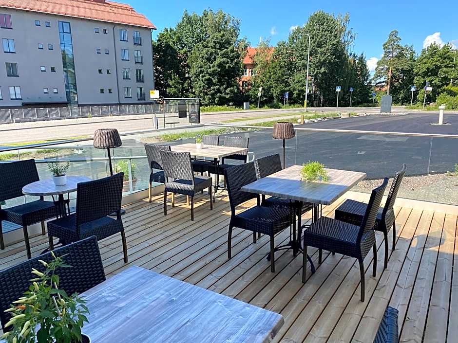 Airport Hotel Pilotti