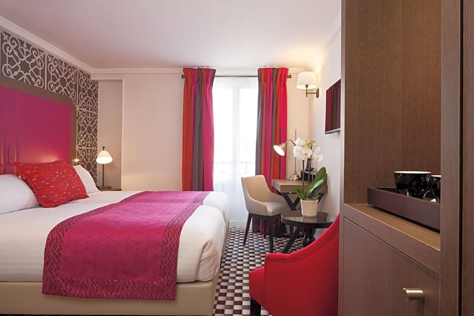 Phileas Hotel