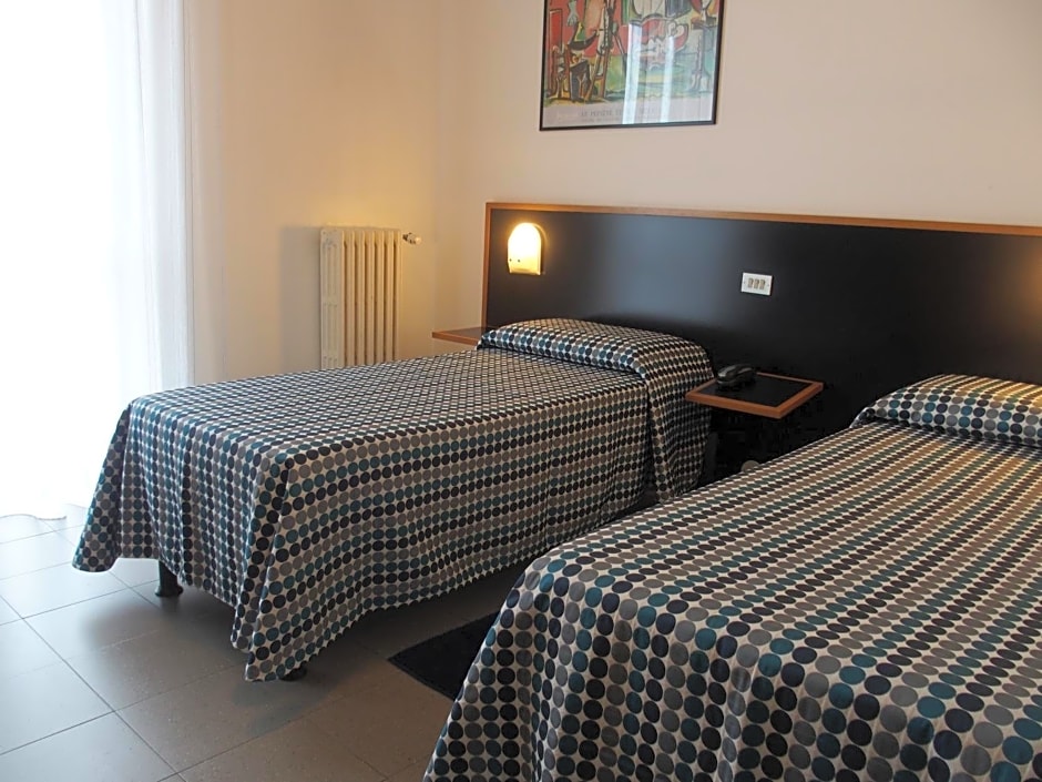 Hotel Eden