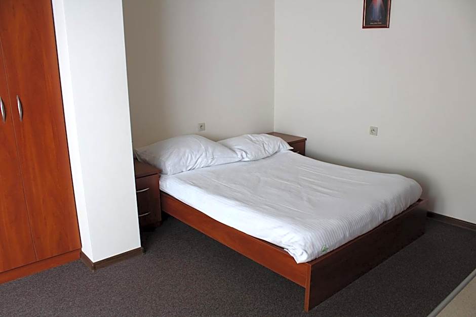 Uroczysko Porszewice - Ośrodek Konferencyjno-Rekolekcyjny