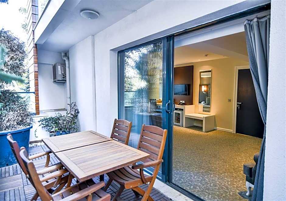 Güvenay Business Hotel