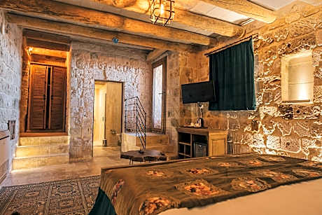 Executive City View Room