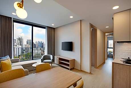 Two-Bedroom Suites with One King and Two Twin Beds