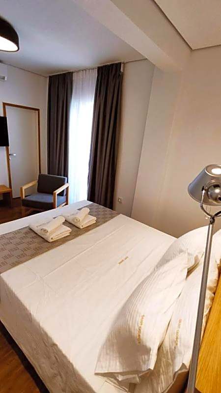 Saint George Boutique Rooms