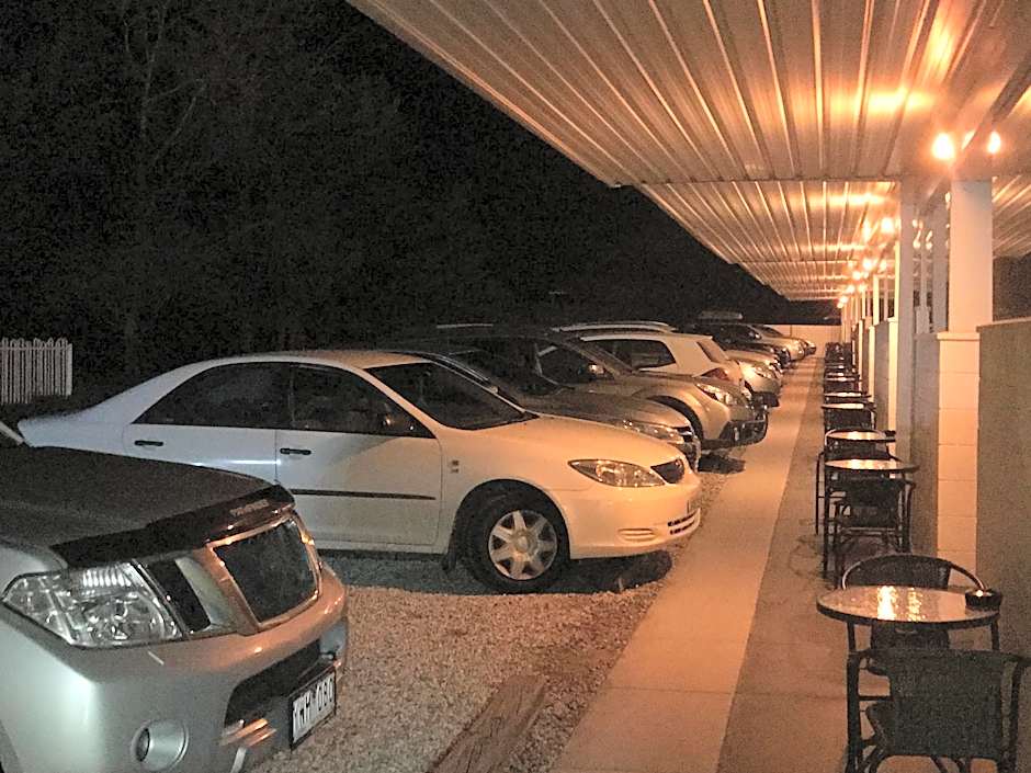 Byer Fountain Motor Inn