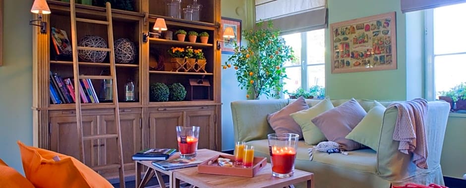 Hôtel Traiteur Les Ormes, The Originals Relais