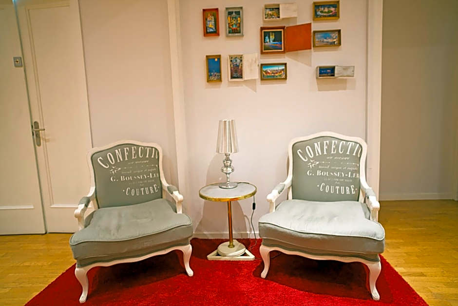 Petit Hotel