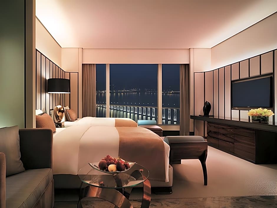 Photo 1 of 13 of Deluxe Grand, Ocean View