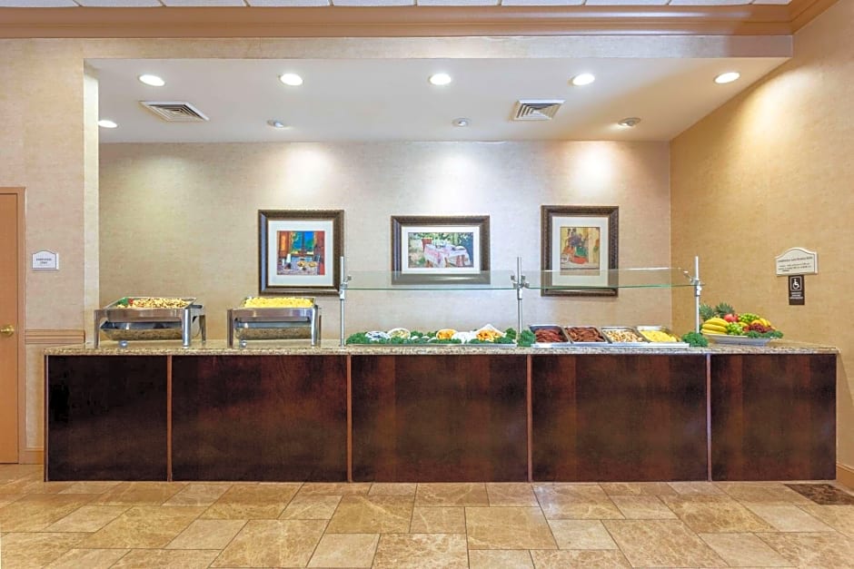 Hawthorn Extended Stay by Wyndham West Palm Beach