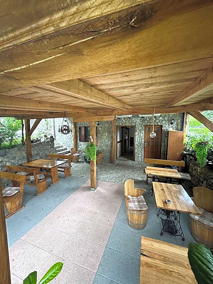 Rustic Lodge Plitvice