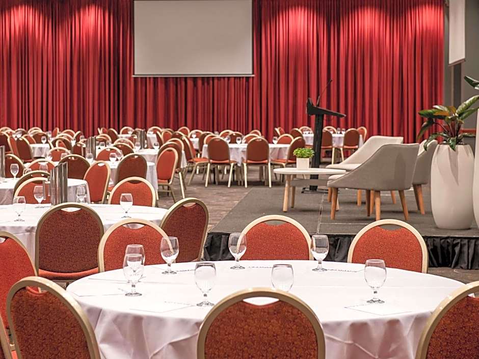 Novotel Langley Perth