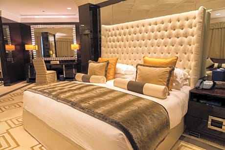 Executive Room with 1 king-size bed