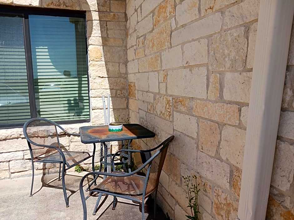 Yorktown Inn and Suites