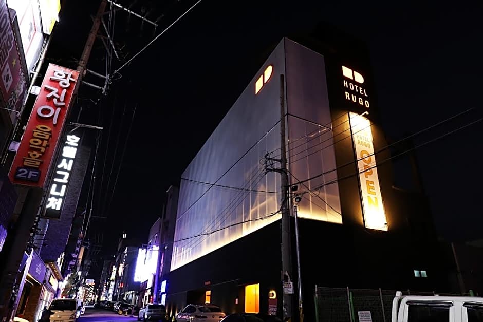 Hotel RUGO in Junghwasan-dong, Jeonju