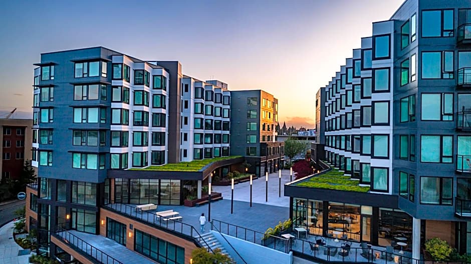 Marina Square Suites