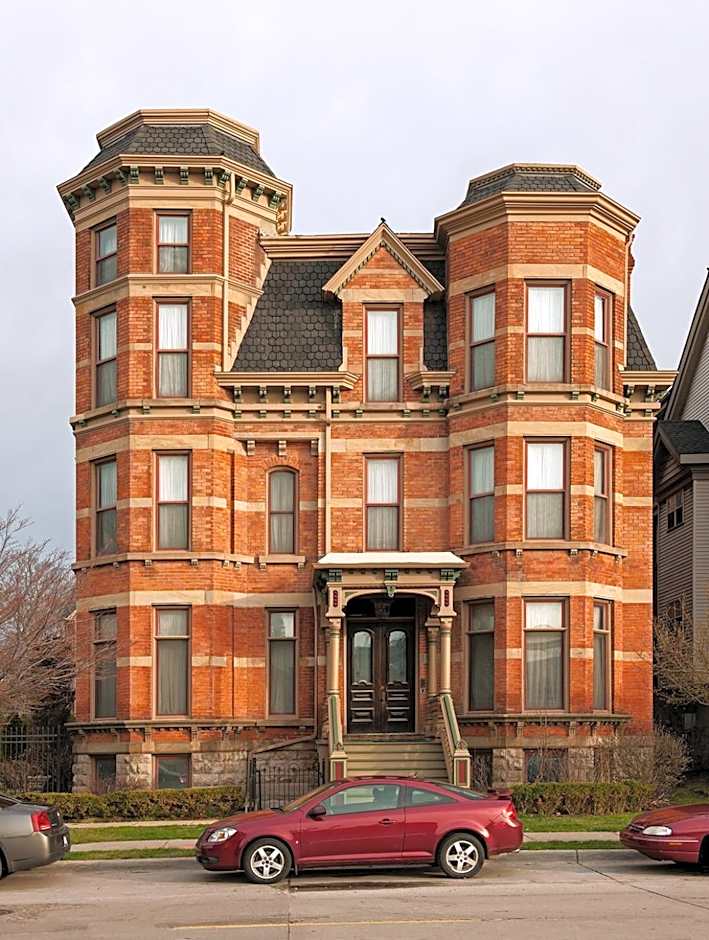 The Inn at 97 Winder