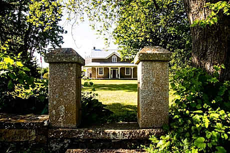 Harlem Stonegate B&B