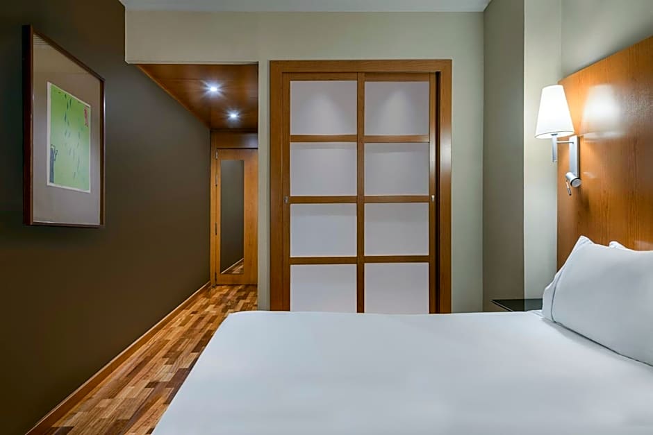 AC Hotel by Marriott Leon San Antonio