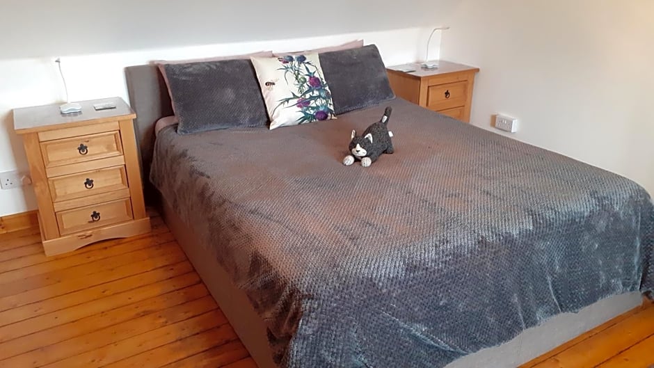 Tigh Quiraing- Heather