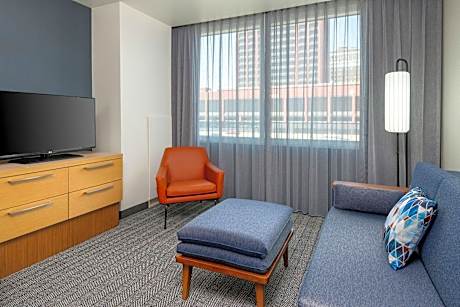 Studio, 2 Queen Beds (Hearing Accessible)