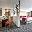 Ramada Plaza by Wyndham Leon