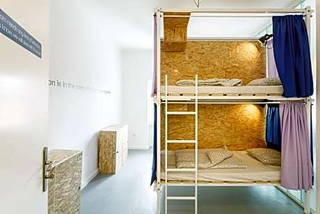 Bed in 4-Bed Mixed Dormitory Room with Private Bathroom