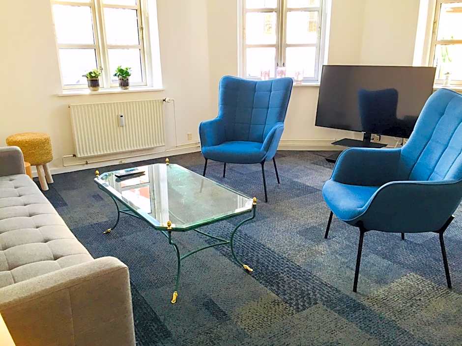 City Hotel Apartments