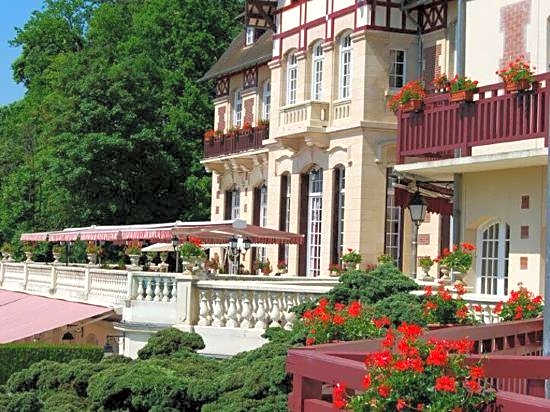 Le Chateau de la Tour
